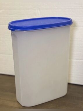 TUPPERWARE Modular Mates #1614-24 Clear Rectangle Blue Lid 2.3 Litres 9.75 Cups